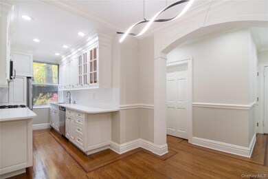 64 Sagamore Rd unit J 1, Bronxville, NY 10708 - photo 6