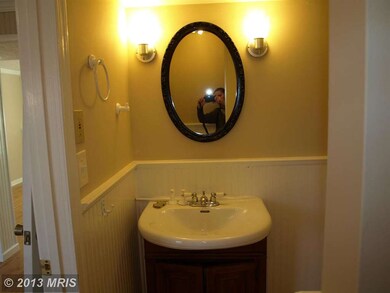 11108 Huntington Woods Cir, Fredericksburg, VA 22407 - photo 5