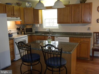 907 Burrisville Rd, Centreville, MD 21617 - photo 5