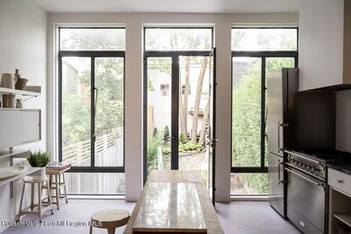 10 Union St, Hudson, NY 12534 - photo 2