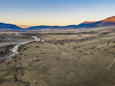 60 Rocky Hollow Trail, Livingston, MT 59047 - photo 4