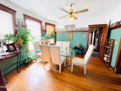 19 Hampton St, Albany, NY 12209 - photo 5