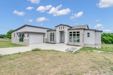 6846 Spring Branch Rd, Spring Branch, TX 78070 - photo 7