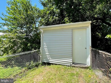 323 N Burlington St, Gloucester City, NJ 08030 - photo 7