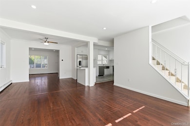 93 Birchwood Dr, Huntington Station, NY 11746 - photo 5