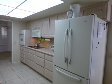 Ladd - Lakeforest 001