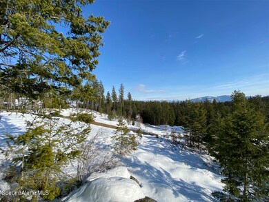 639 Forest Knolls Dr, Sandpoint, ID 83864 - photo 2