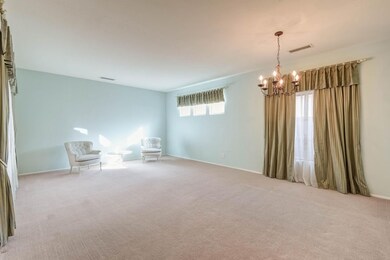 003_Family Room