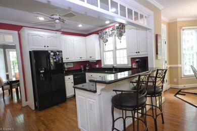 252 Lawrence Dr, Asheboro, NC 27205 - photo 7