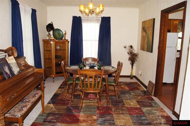 723 N Jefferson St, New Ulm, MN 56073 - photo 3
