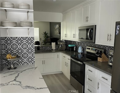 166 N Singingwood St unit 15, Orange, CA 92869 - photo 6