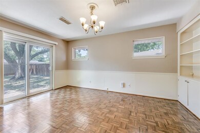 6908 Wake Forrest Dr, Dallas, TX 75214 - photo 4