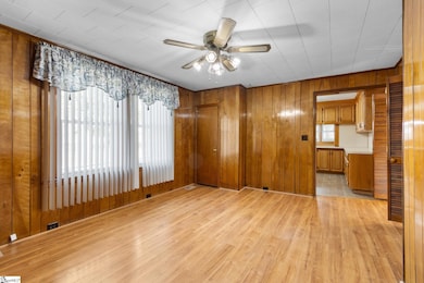 201 McDonald St, Whitmire, SC 29178 - photo 7