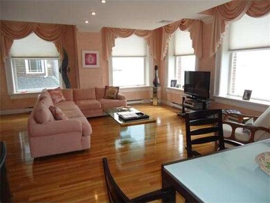 217 Humphrey St unit 4, Swampscott, MA 01907 - photo 2