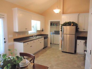 2905 Chellowe Ct, Winterville, NC 28590 - photo 7