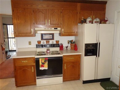 3500 Carson Hills Ln, Carson, VA 23830 - photo 4