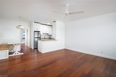 421 12th Ave S unit 14, Naples, FL 34102 - photo 2