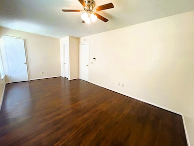 2814 Great Lakes Ave, Sugar Land, TX 77479 - photo 7