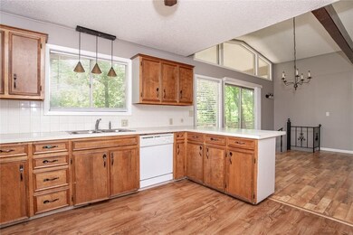 9 Arnold Ln, Bella Vista, AR 72715 - photo 6