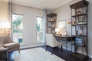 285 Lakeland Way, Aurora, OH 44202 - photo 2