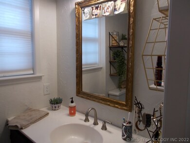 925 W Oakland St, Broken Arrow, OK 74012 - photo 7