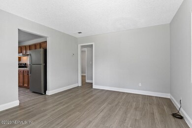 1282 Peacefield Dr, Jacksonville, FL 32205 - photo 4