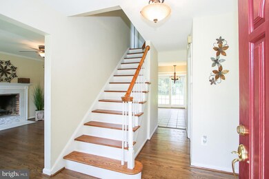 15213 Peachstone Dr, Silver Spring, MD 20905 - photo 2