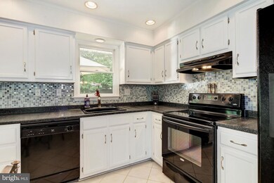 2010 Stillwater Rd, Sykesville, MD 21784 - photo 7