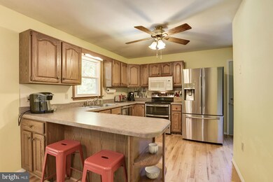 7260 Pommel Dr, Sykesville, MD 21784 - photo 4