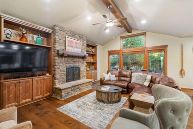 56564 Caldera Springs Ct unit 42, Bend, OR 97707 - photo 2