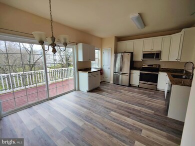 506 Boxwood Ln, Woodbury, NJ 08096 - photo 4