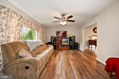 17 E Kennedy Dr, Clementon, NJ 08021 - photo 3