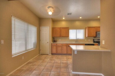 7 - Kitchen2