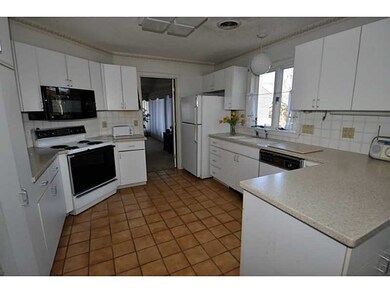 336 North Ln, Bristol, RI 02809 - photo 7