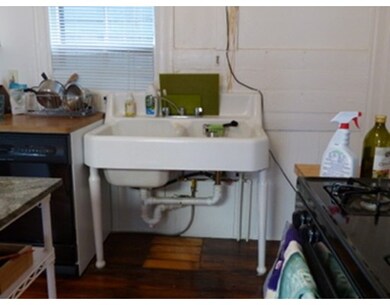 65 Pleasant St, Cambridge, MA 02139 - photo 4