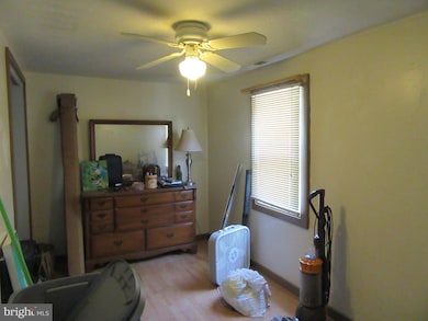 944 Main St, Dividing Creek, NJ 08315 - photo 7