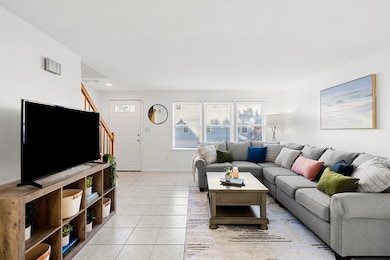 43 Merrymount Rd unit 13, Quincy, MA 02169 - photo 2