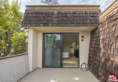 13939 Riverside Dr, Sherman Oaks, CA 91423 - photo 3