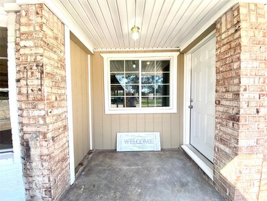 7445 Gleason Rd, Houston, TX 77016 - photo 4