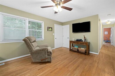 949 Chapman Rd, Stanardsville, VA 22973 - photo 5