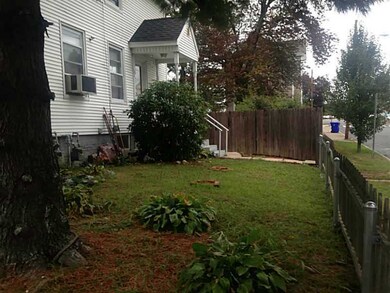 142 Linwood Ave unit 1, Pawtucket, RI 02860 - photo 2