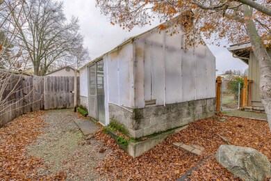 2871 Pinecrest Ct, Medford, OR 97504 - photo 6