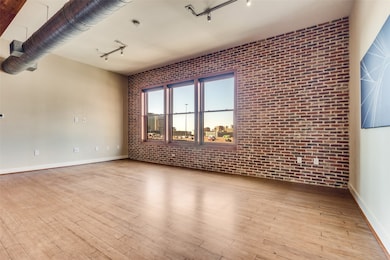 Live Oaks Loft unit 338, Dallas, TX 75204 - photo 5
