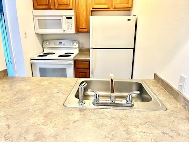 4218 Hessmer Ave unit 301, Metairie, LA 70002 - photo 4