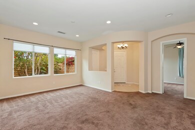 008_Living Room