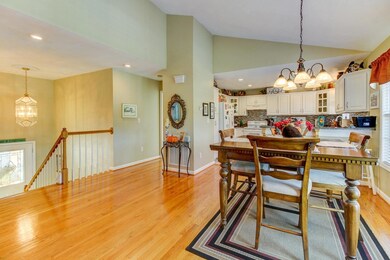 007-289406-1737 Meadows Road-7_6945992