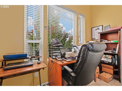 13616 SE 155th Dr, Clackamas, OR 97015 - photo 4