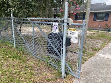 5809 Maple Ln, Tampa, FL 33610 - photo 3