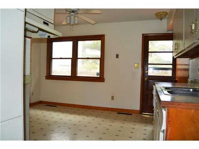 4634 Healy Dr, Columbus, OH 43227 - photo 5