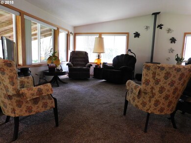 173 E Date St, Powers, OR 97466 - photo 5